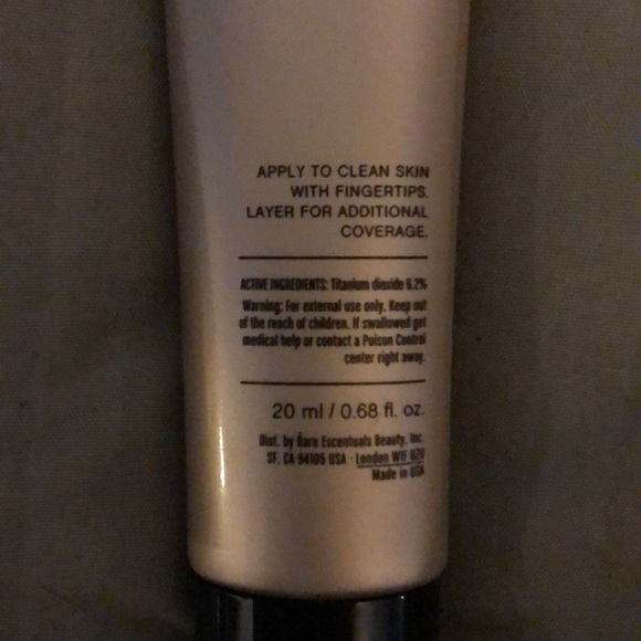 **SOLD**BareMinerals Complexion Rescue - Picture 4 of 5